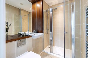 Vibrant London Canal Apartment