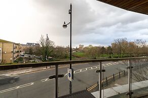 Regent's Canal View Apartment