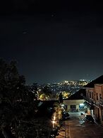 URBAN VIBER MOTEL
