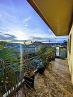 URBAN VIBER MOTEL