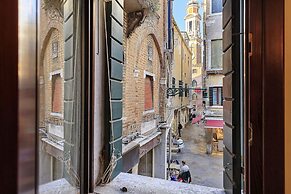 Fresco-Rialto