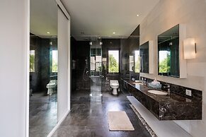Ombak B3 Villa by Betterplace