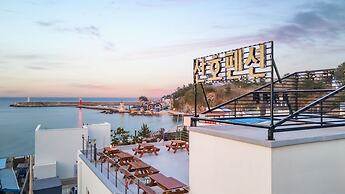 Samcheok Jangho Sanho Pension