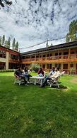 Hotel Shambhala Resort