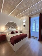 Domus Avi Guest House