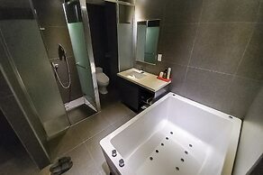 Hotel Myeong Jak