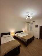 Meshia Apartment