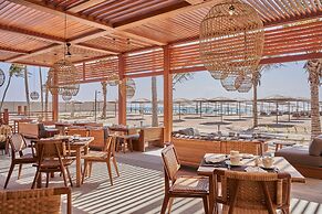 The Club by Fanar