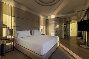 Porto Lotti Suite Hotel