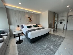 ARNI Skye Hotel