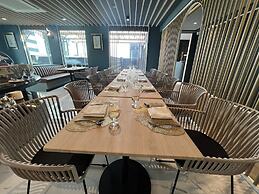 ARNI Skye Hotel