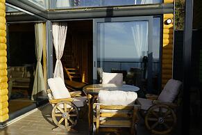Venek Villa Suit