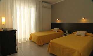 HOSTAL TAHITI RS