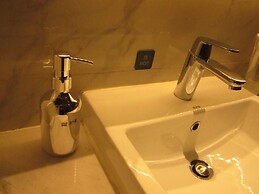 RHO HOTEL