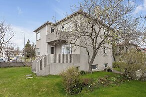 Audur Guesthouse