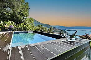 Kemì Luxury Suites
