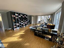 Beautiful 3-bed Apartment in Munchen