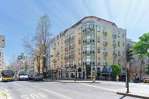 Limehome Lisbon Eca de Queiroz