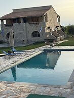 Ximitadi Estate