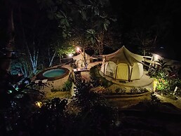 Hostal Casa del Rio