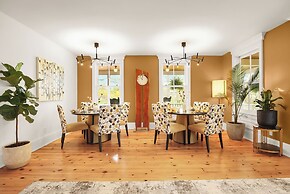 Royal Manor Inn