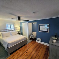 Royal Manor Inn