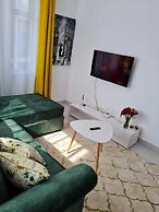 Racecourse Gardens Apartments