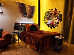 Golden Studio By Paradox