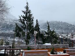 Udaan Tashi Gakhil Resort