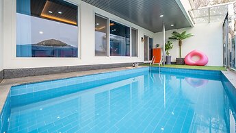 Namhae Eagless Poolvilla Pension