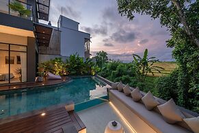 Villa Luna - 4BR in Pererenan