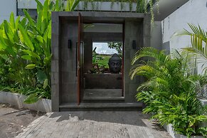 Villa Luna - 4BR in Pererenan