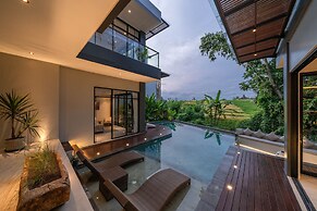 Villa Luna - 4BR in Pererenan