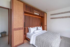 Villa Luna - 4BR in Pererenan