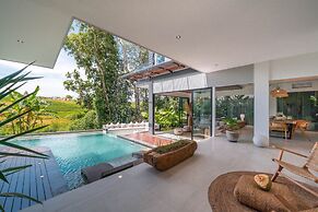 Villa Luna - 4BR in Pererenan