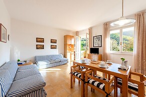 Peaceful Apartment In Deiva Marina
