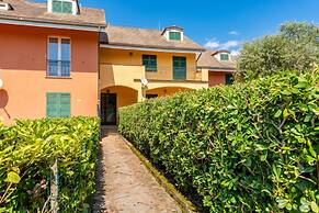 Peaceful Apartment In Deiva Marina