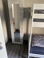 M&R Hostel