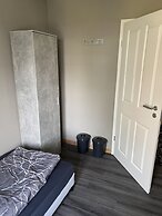 M&R Hostel
