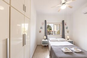 Ayia Thekla Sea Breeze Villa