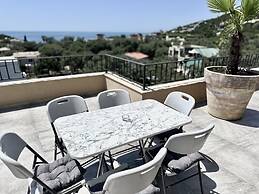 Akhdar Apartments
