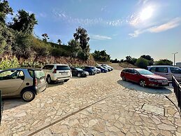Akhdar Apartments