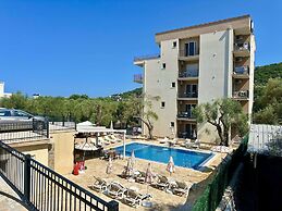 Akhdar Apartments