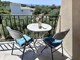 Akhdar Apartments