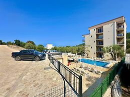 Akhdar Apartments