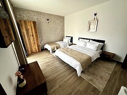 Akhdar Apartments