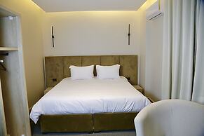 Golden House