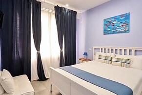 La Marina