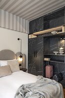 Stay Chic Athens