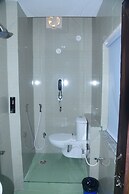 Hotel Gridhakuta International